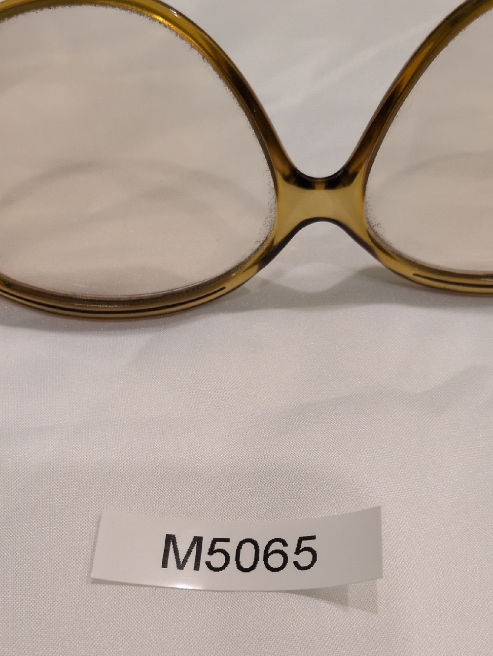 Christian Dior Women's Oversized Amber/Brown Gradient Glasses Frames - VINTAGE - Picture 8 of 8